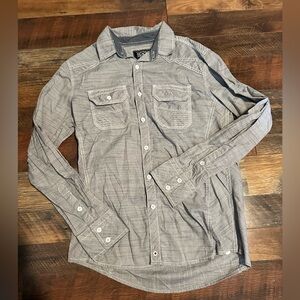 Buckle Black Button up